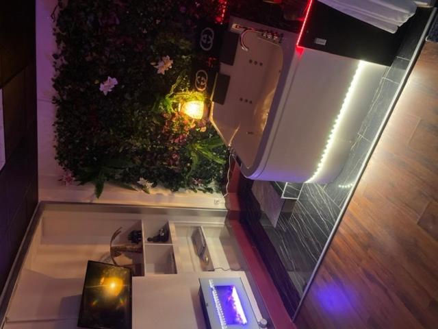 شقة باريس  في Jacuzzi 9Em المظهر الخارجي الصورة